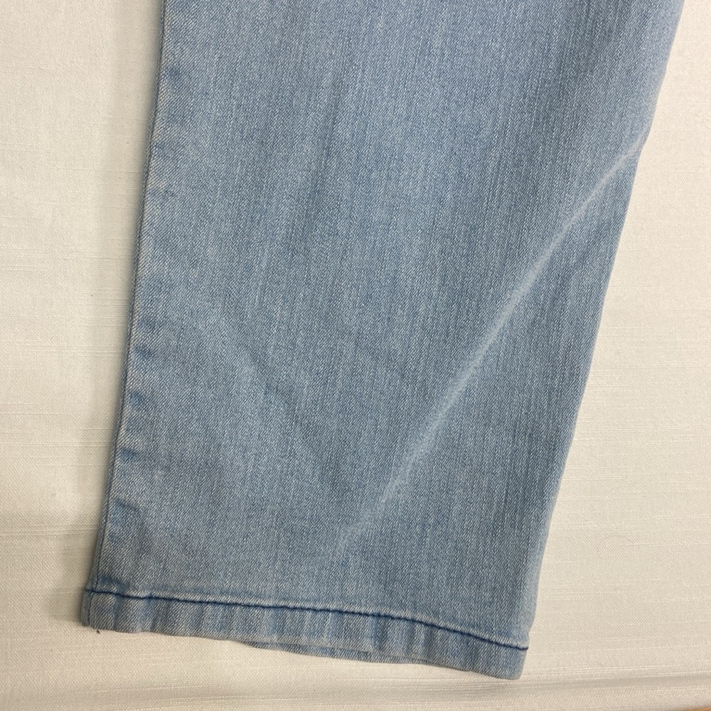 Style & Co Plus Size 22W Slim Leg Jean Mid-Rise - Picture 8 of 8